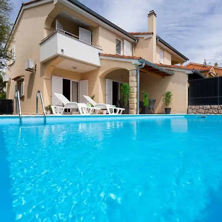Pianka Villa