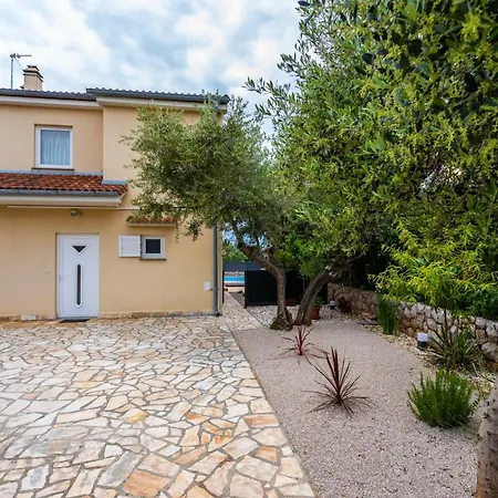 Pianka Villa