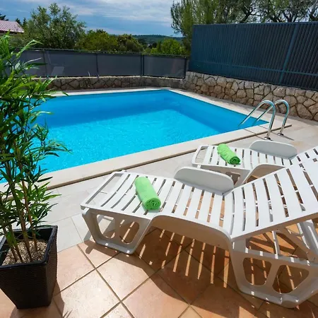 Pianka Villa *